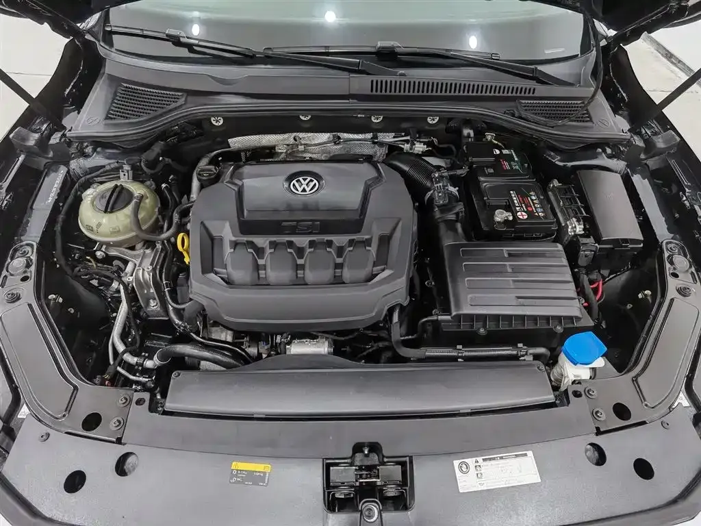 Volkswagen Passat 2021 из CN, фото 10