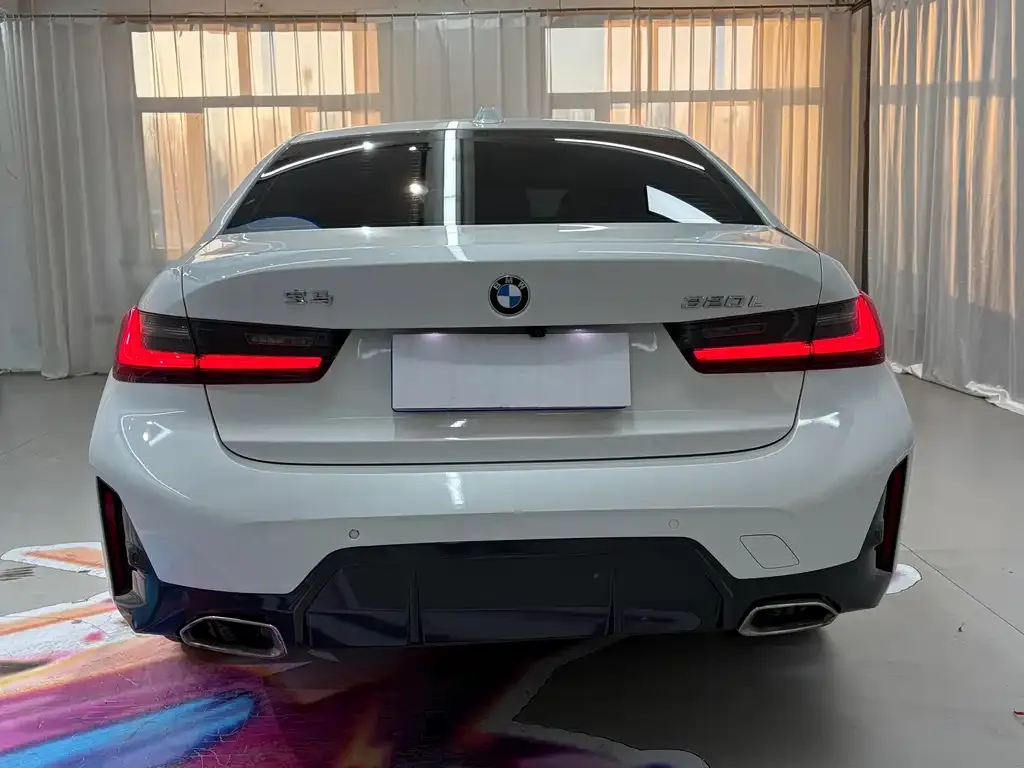 BMW 3 Series 2023 из CN, фото 10