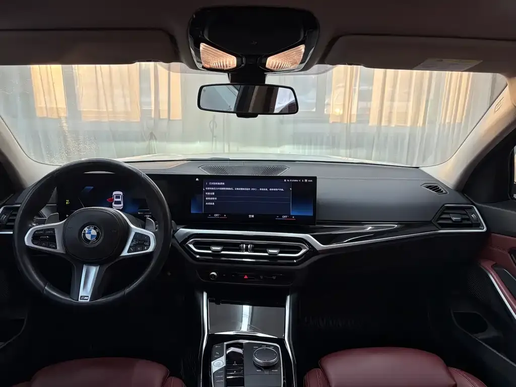 BMW 3 Series 2023 из CN, фото 2