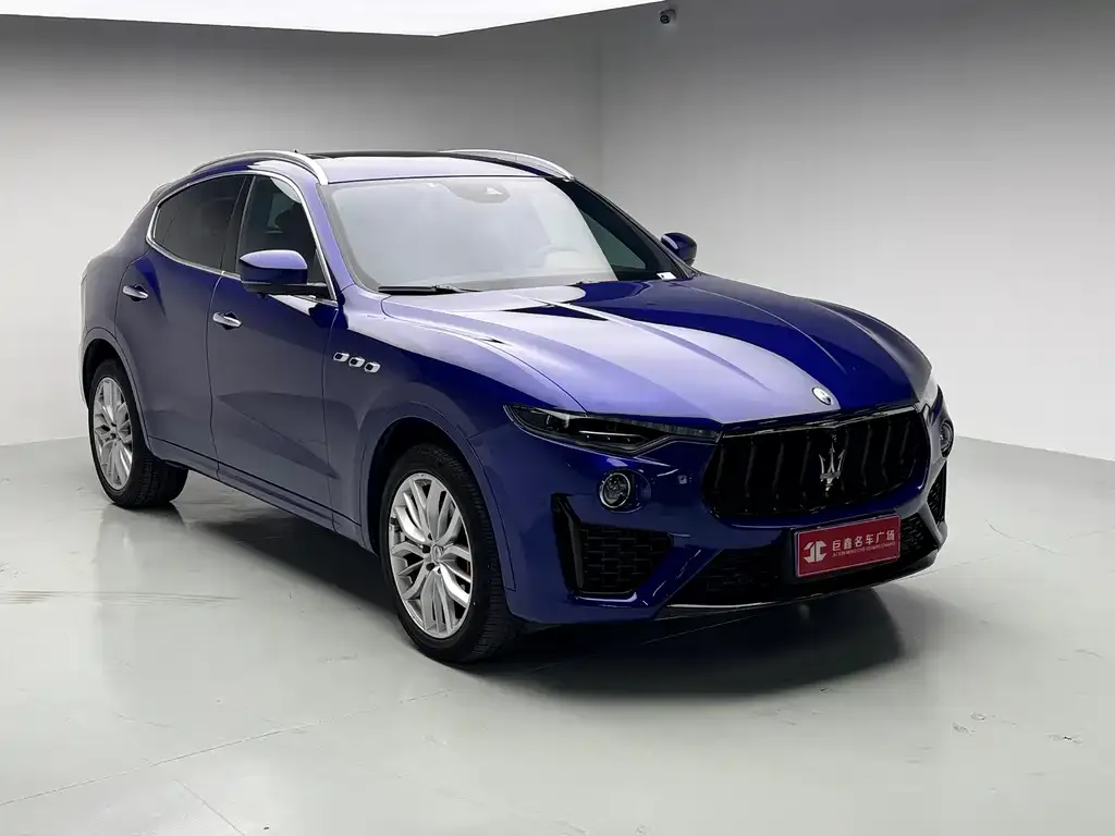 Maserati Levante — фото 4