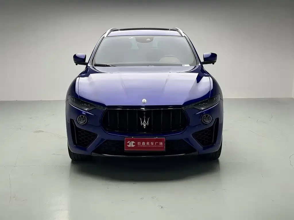 Maserati Levante — фото 3