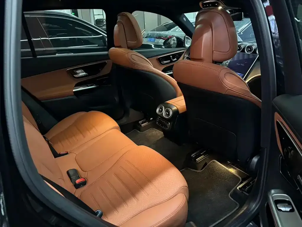 Mercedes-Benz GLC 2024 из CN, фото 2