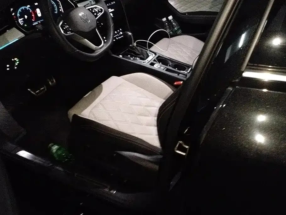 Volkswagen Magotan — фото 3