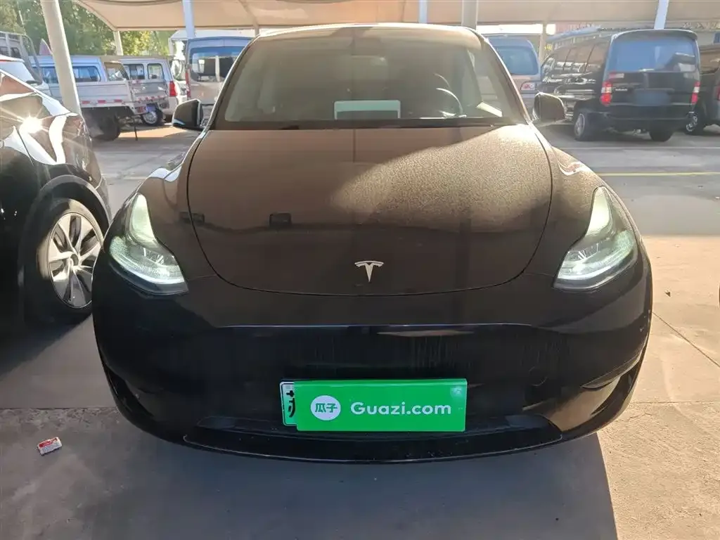 Tesla Model Y 2023 из CN, фото 3