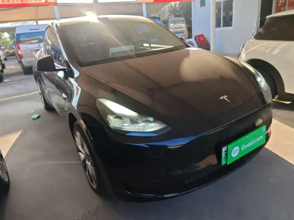 Tesla Model Y 2023 из CN, фото 4
