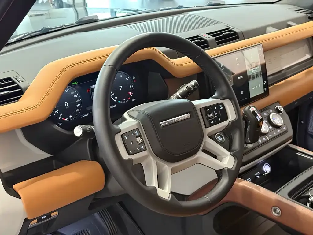 Land Rover Defender 2024 из CN, фото 6