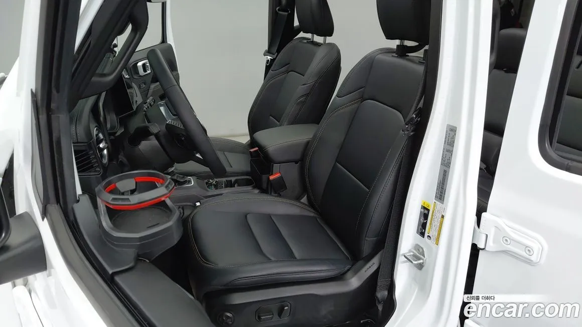 Jeep Wrangler 2025 из KR, фото 3