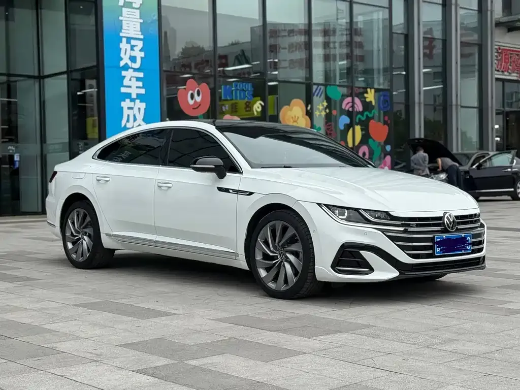 Volkswagen CC 2022 из CN, фото 4