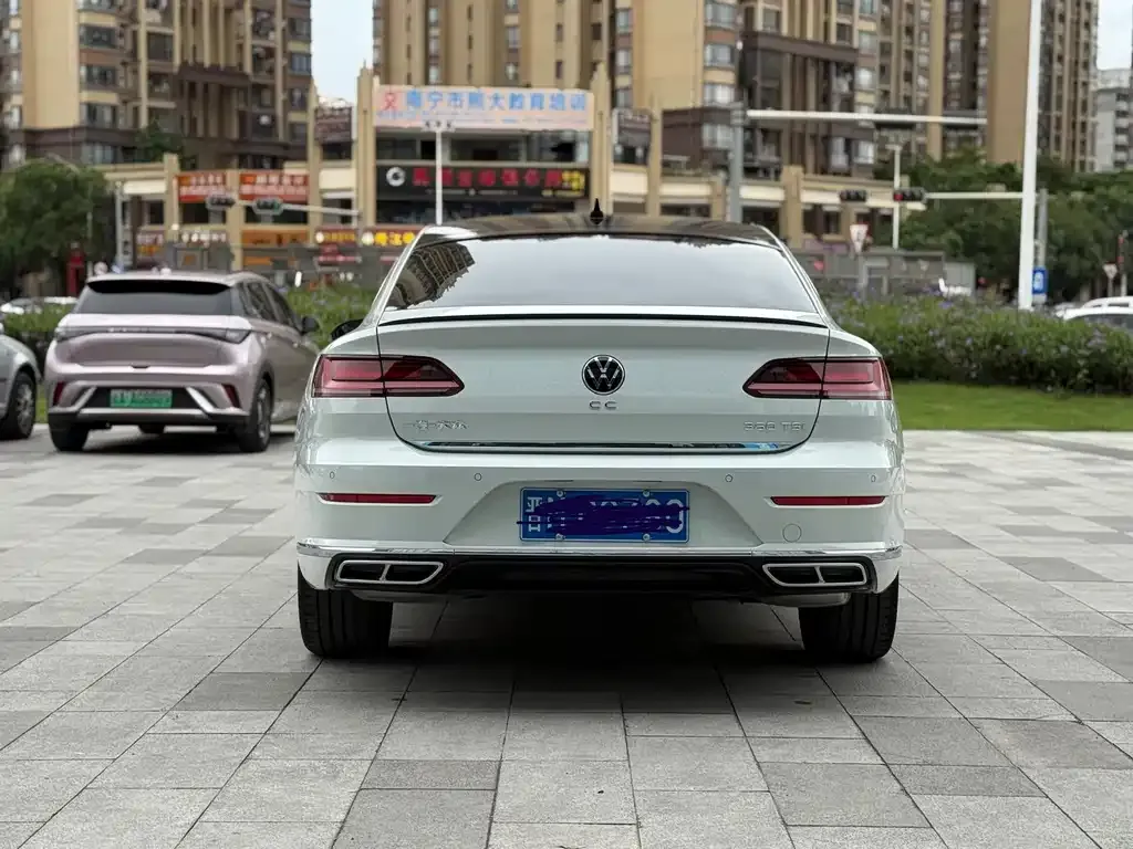 Volkswagen CC 2022 из CN, фото 9