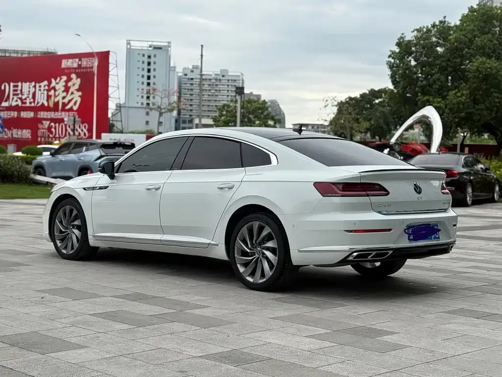 Volkswagen CC 2022 из CN, фото 10