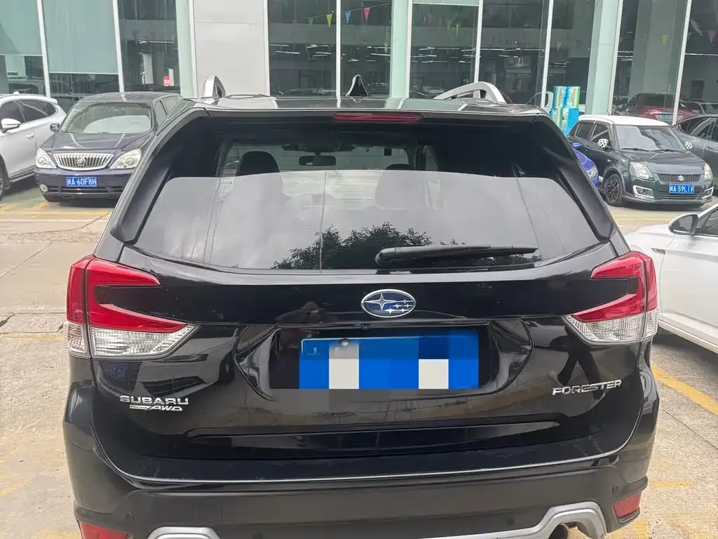 Subaru Forester 2022 из CN, фото 2