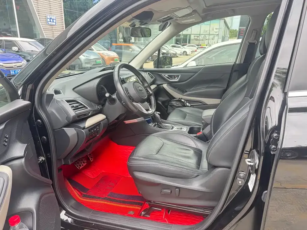 Subaru Forester 2022 из CN, фото 4