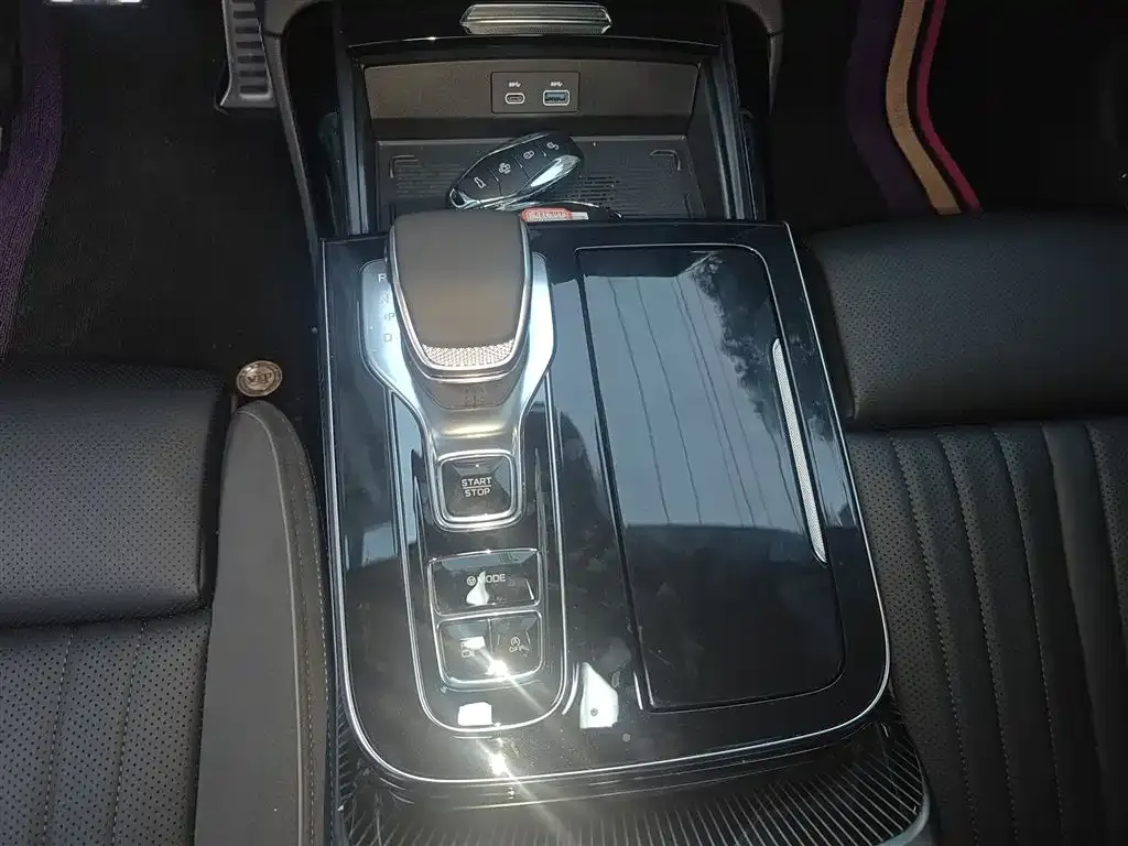Hongqi H9 2025 из CN, фото 6