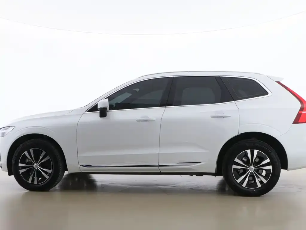 Volvo XC60 2023 из CN, фото 6
