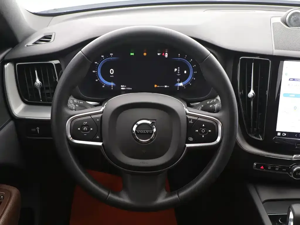 Volvo XC60 2023 из CN, фото 10