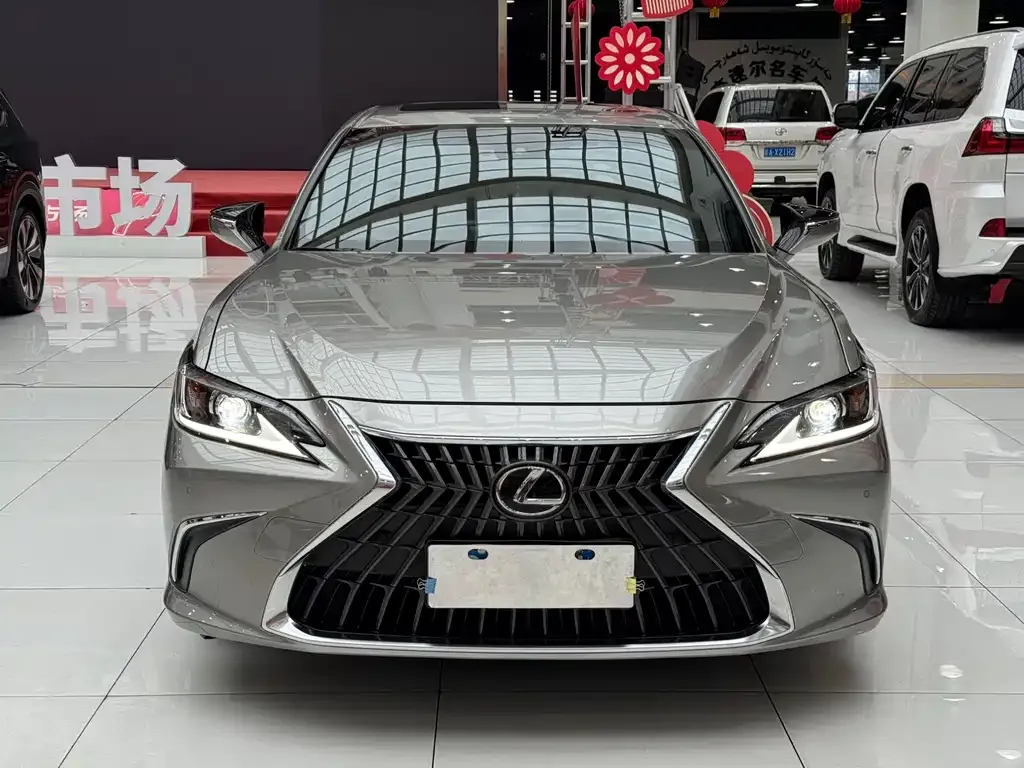 Lexus ES 2023 из CN, фото 5