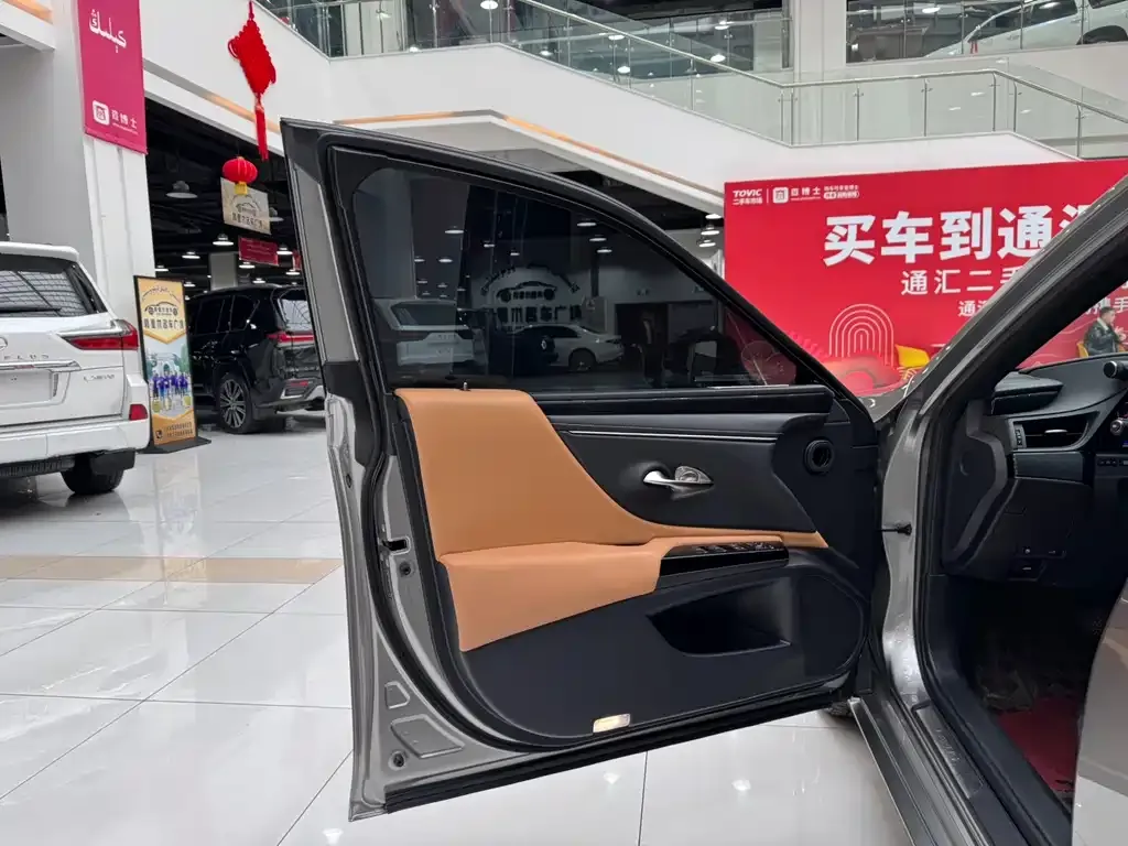 Lexus ES 2023 из CN, фото 10