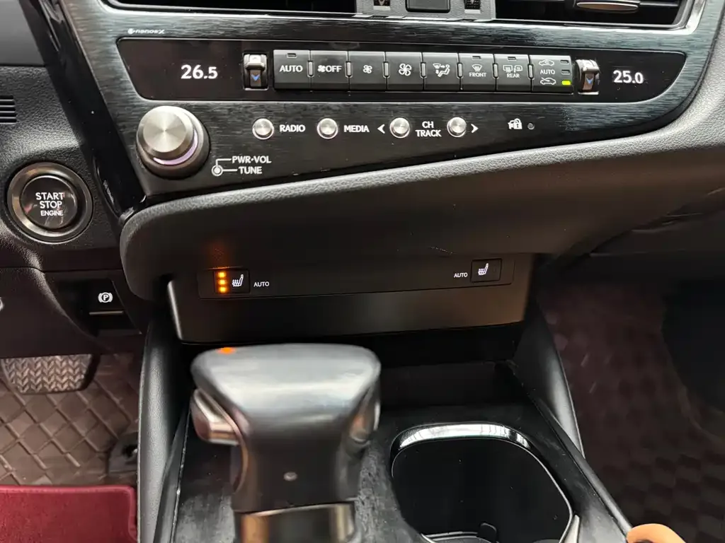 Lexus ES 2023 из CN, фото 6