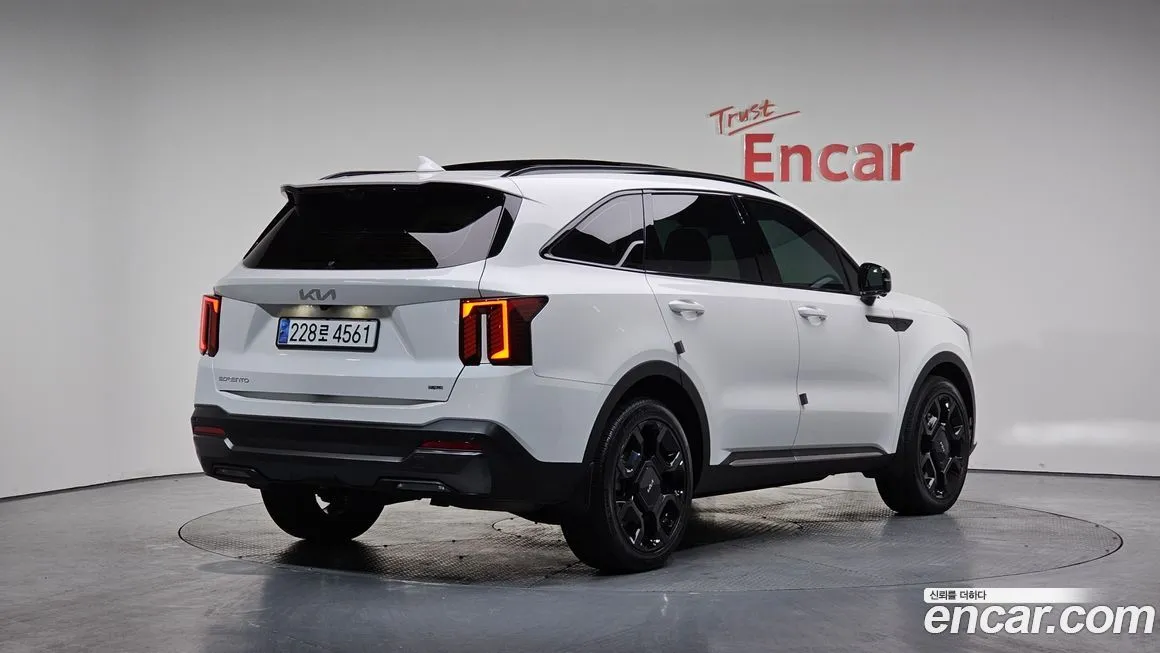Kia Sorento — фото 4
