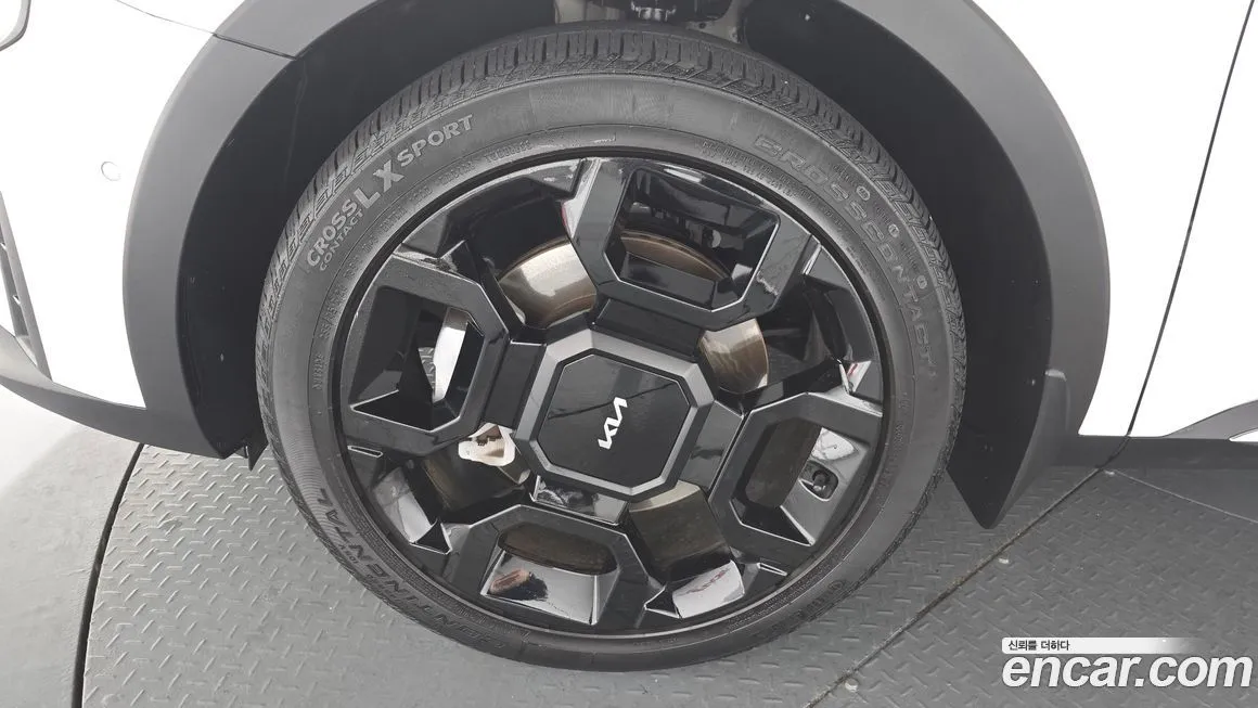 Kia Sorento — фото 8