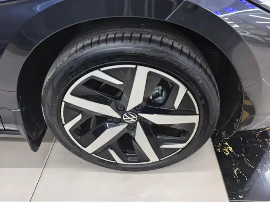 Volkswagen Lamando 2024 из CN, фото 6