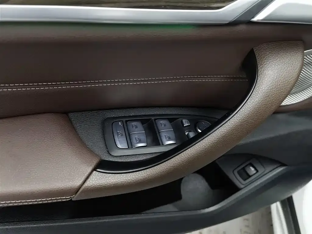 BMW X1 2022 из CN, фото 9