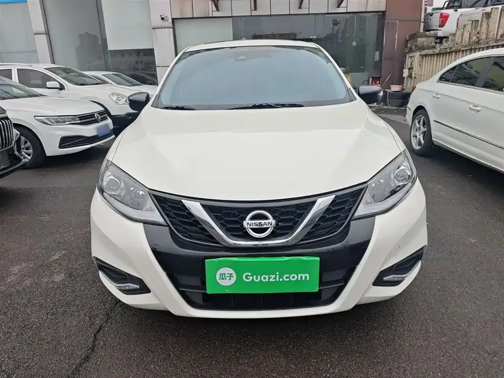 Nissan Tiida 2022 из CN, фото 8
