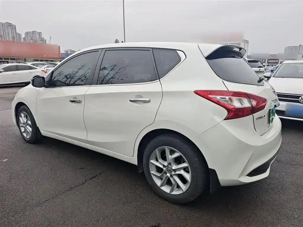 Nissan Tiida 2022 из CN, фото 10
