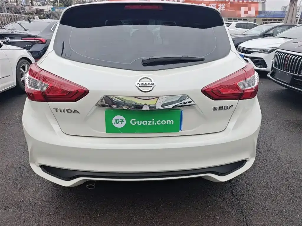 Nissan Tiida 2022 из CN, фото 4