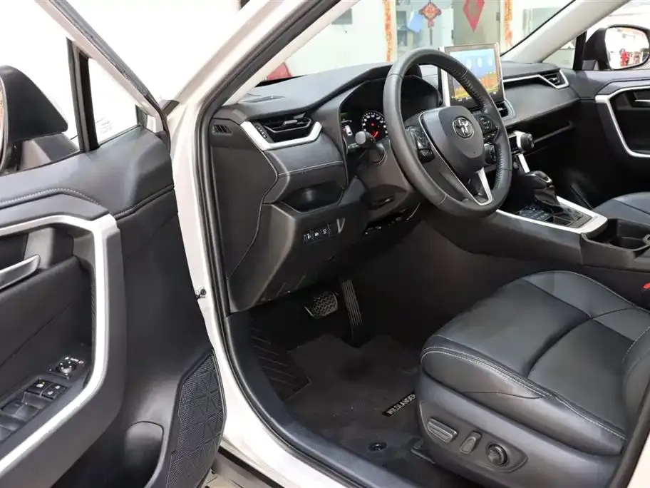 Toyota Wildlander 2022 из CN, фото 10