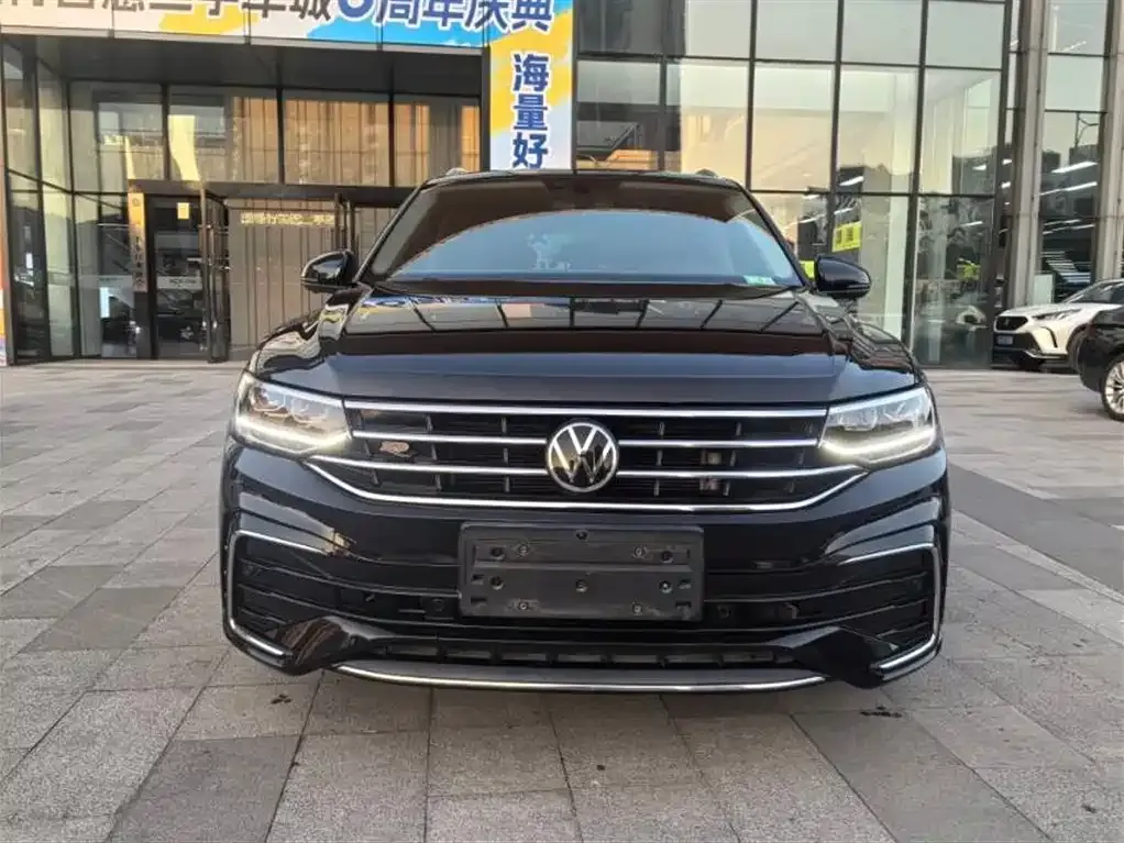 Volkswagen Tiguan L 2022 из CN, фото 9