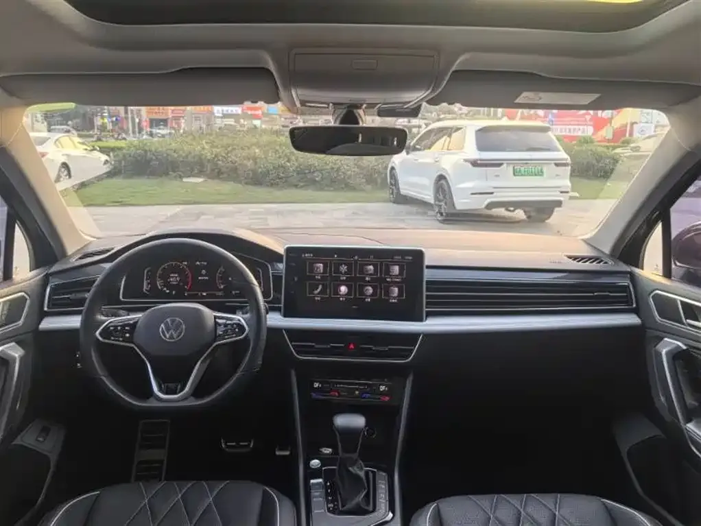 Volkswagen Tiguan L 2022 из CN, фото 5