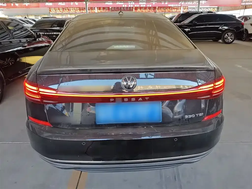 Volkswagen Passat 2022 из CN, фото 10