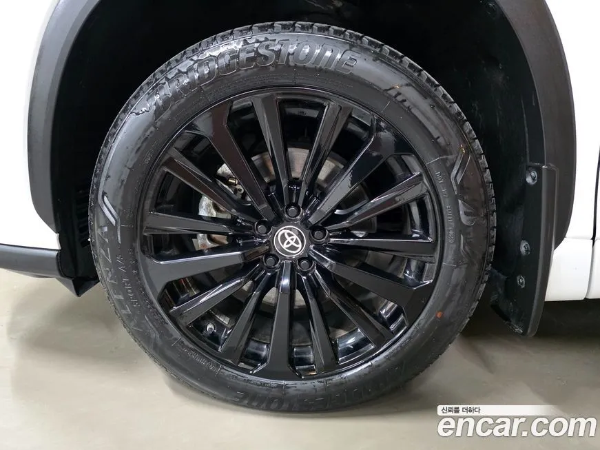 [object Object] Highlander 2023 из KR, фото 5