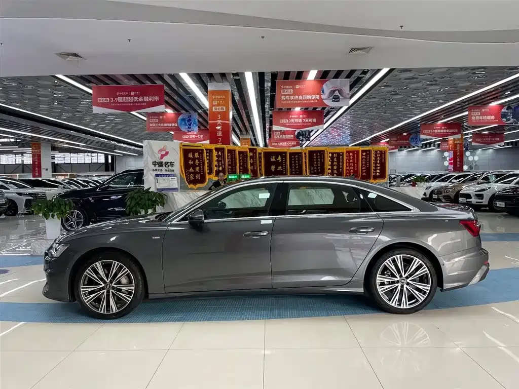 Audi A6L 2022 из CN, фото 6