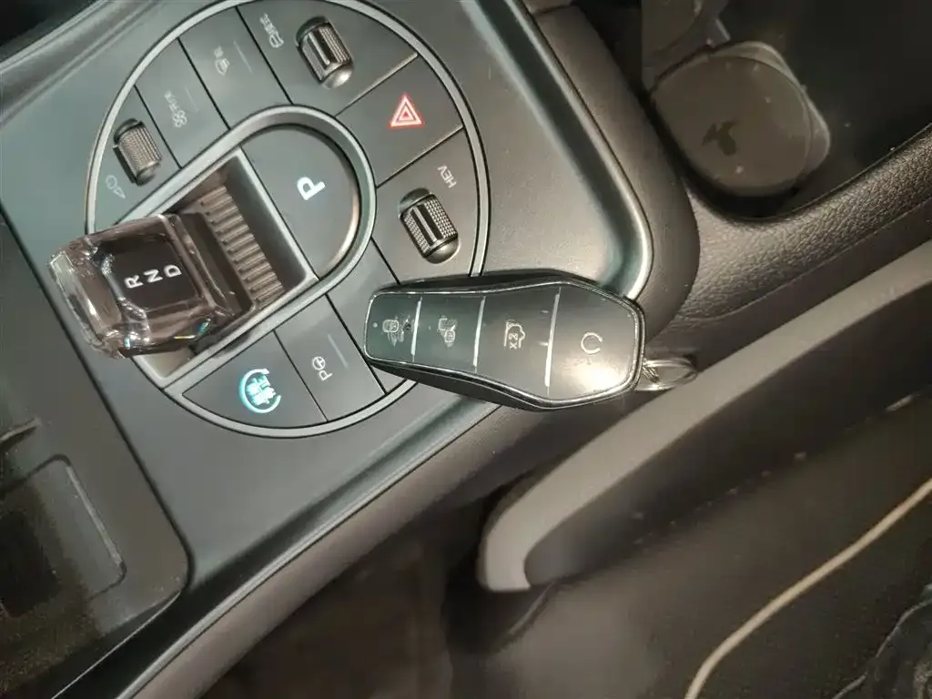 BYD Seal 05 DM-i 2025 из CN, фото 2