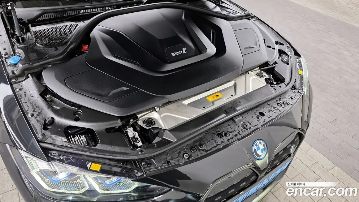 BMW i4 2023 из KR, фото 6