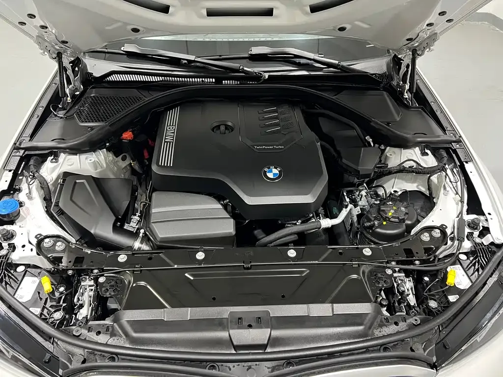 BMW 3 Series — фото 10