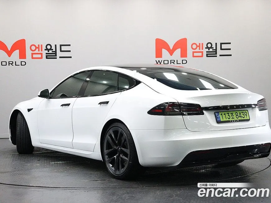 Tesla Model S 2024 из KR, фото 2
