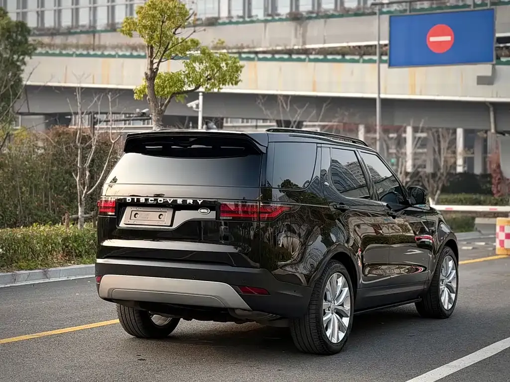 Land Rover Discovery — фото 8