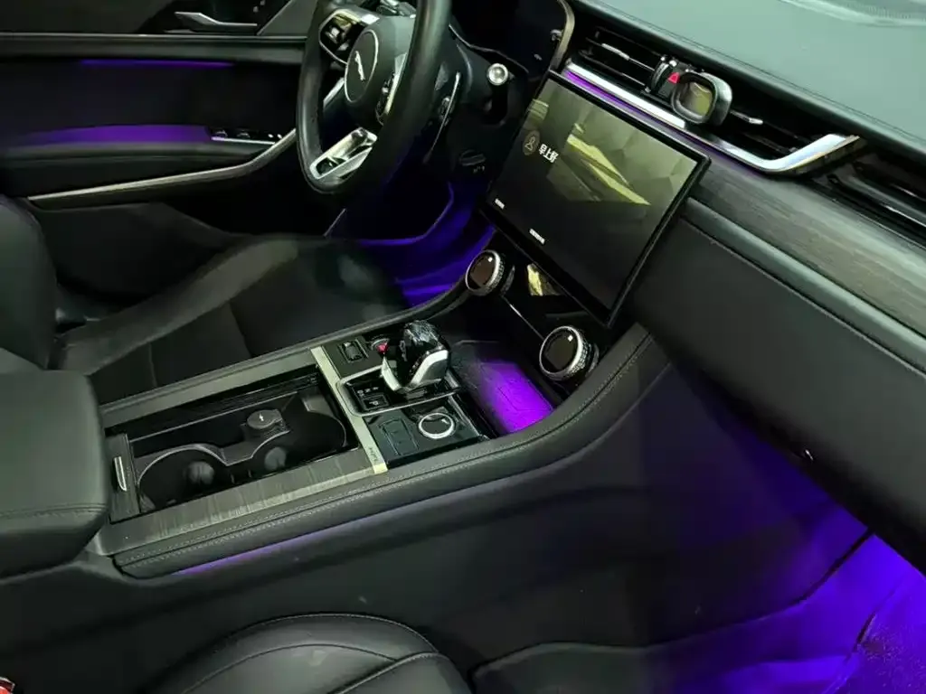 Jaguar XFL 2023 из CN, фото 3