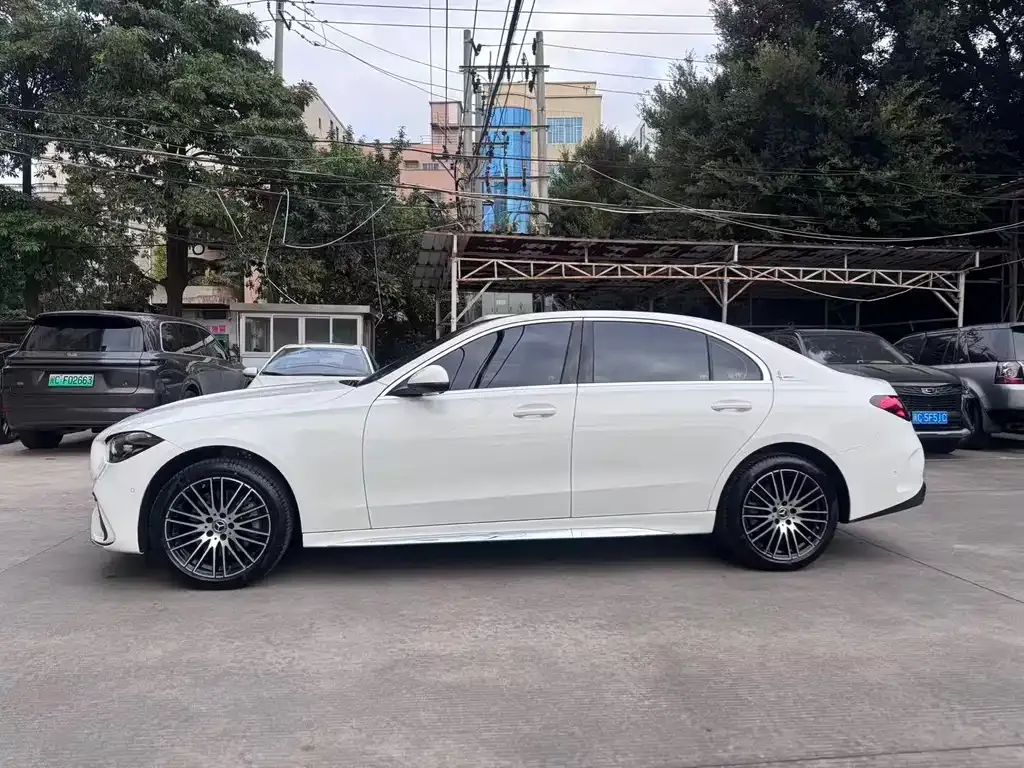 Mercedes-Benz C-Class 2025 из CN, фото 10