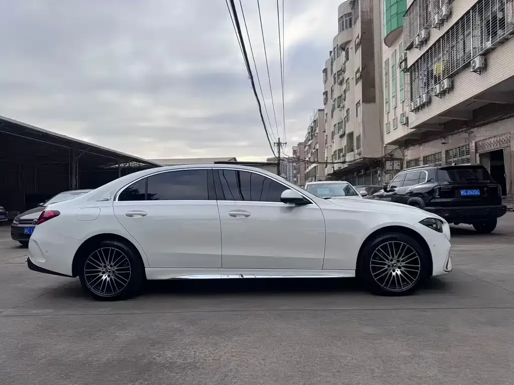 Mercedes-Benz C-Class 2025 из CN, фото 5