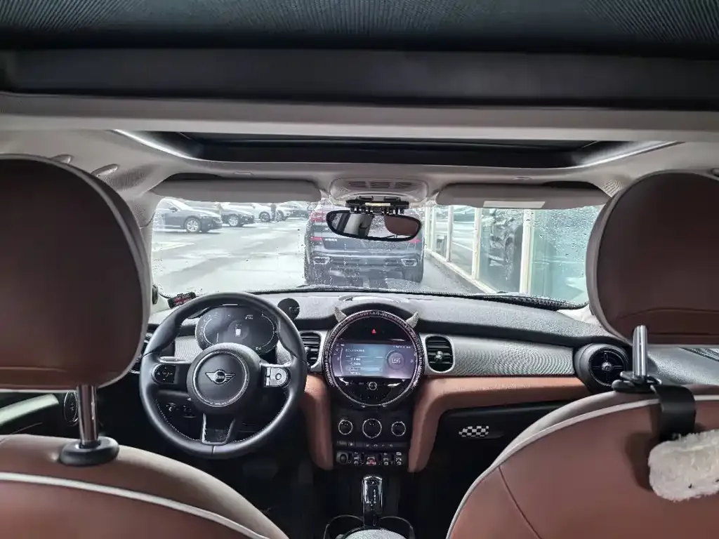 MINI Cooper (3-door) 2021 из CN, фото 2