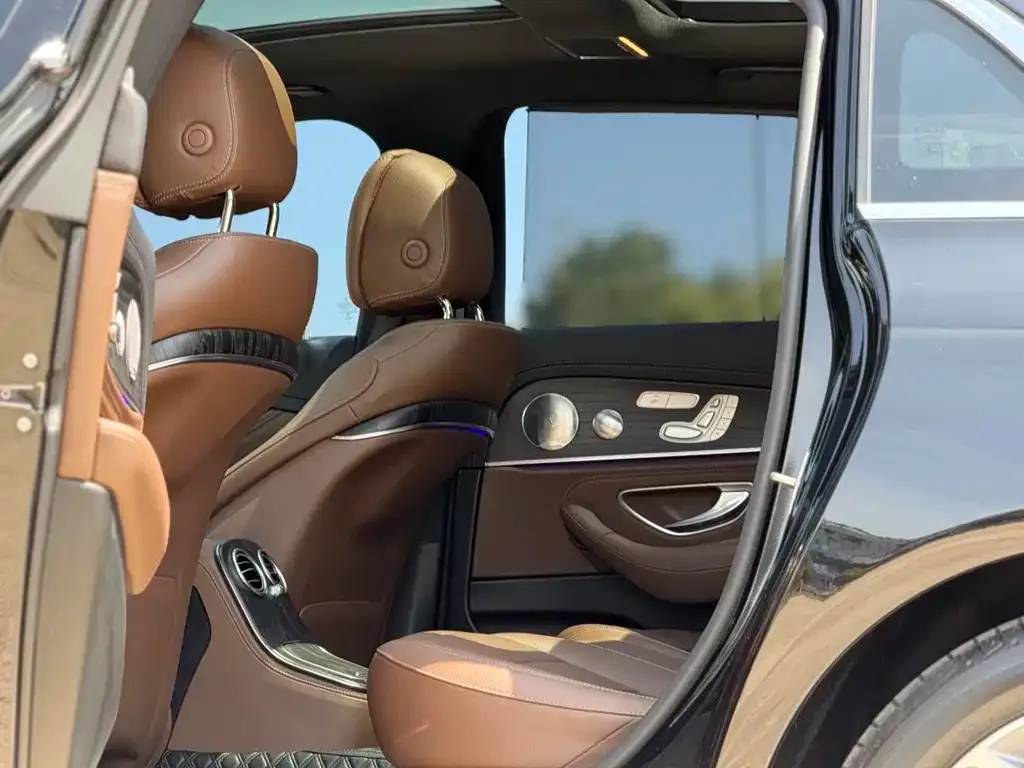 Mercedes-Benz E-Class 2021 из CN, фото 2