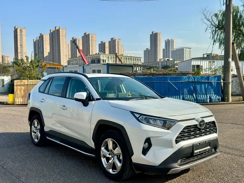 Toyota RAV4 2021 из CN, фото 5