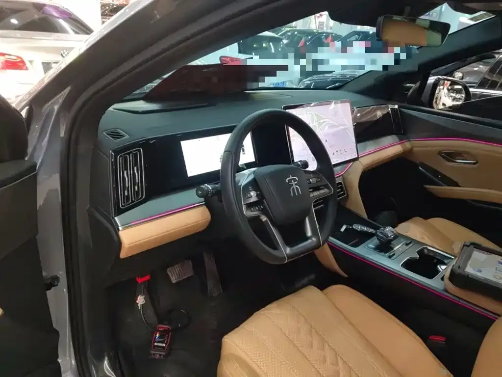 BYD L DM-i 2024 из CN, фото 10
