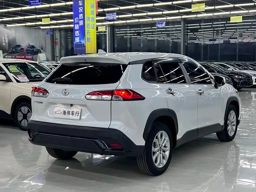 Toyota Frontlander 2022 из CN, фото 3