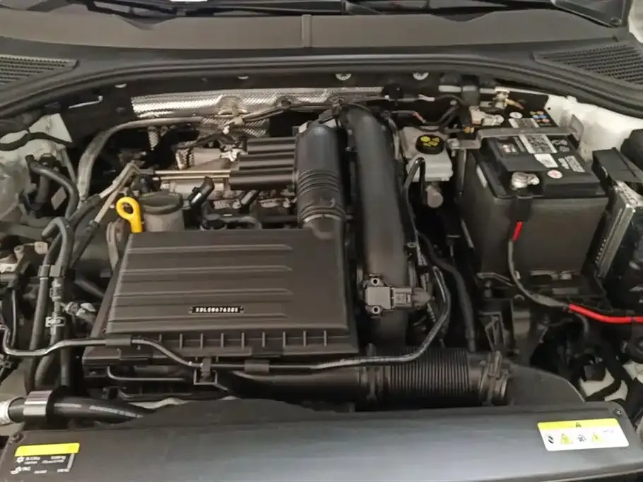 Volkswagen Bora 2023 из CN, фото 10