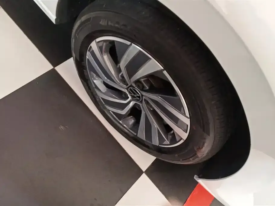 Volkswagen Bora 2023 из CN, фото 7
